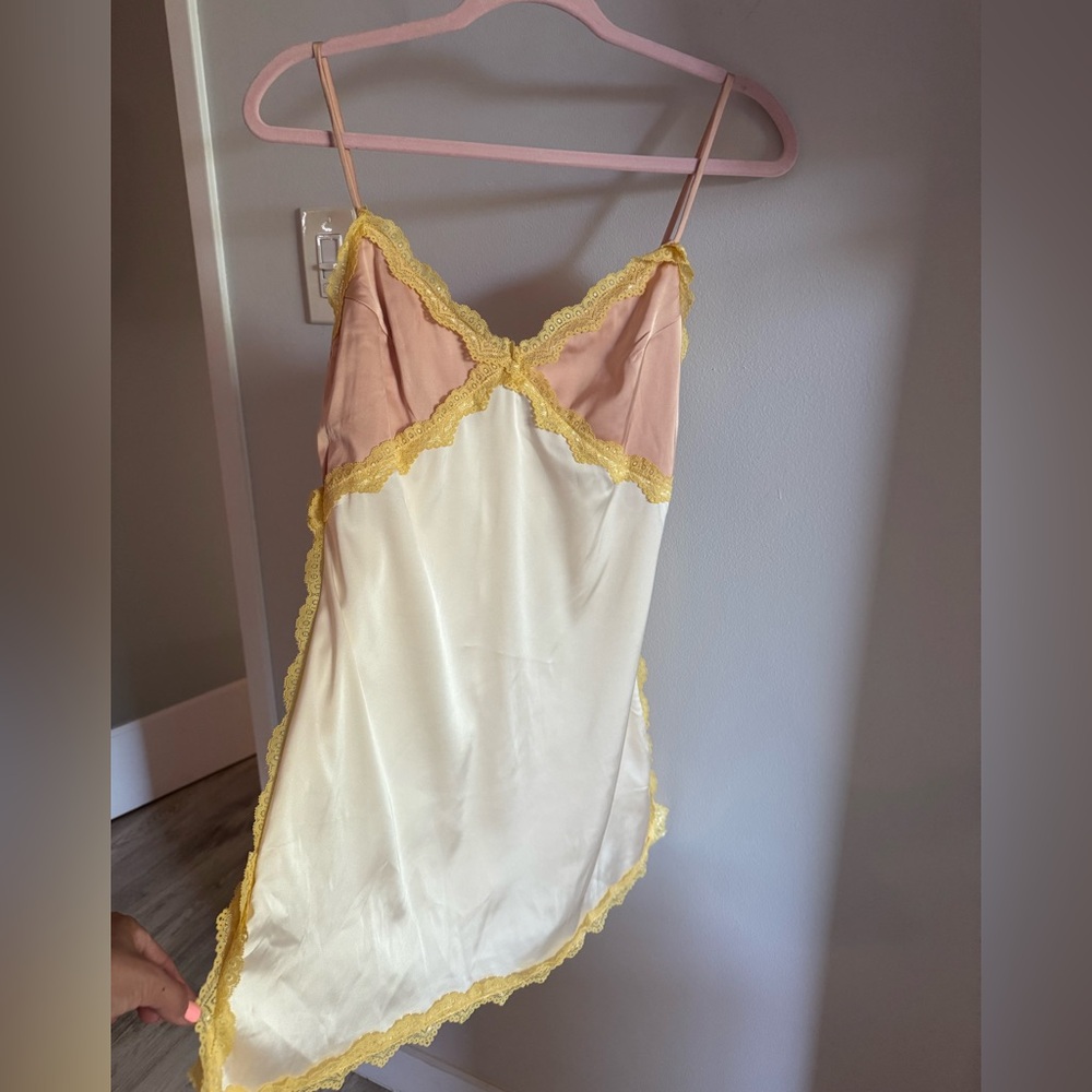 Indigo Octopus Beige Botany Ivory Cream Yellow Pink Lace Satin Mini Slip Dress M - Picture 2 of 7